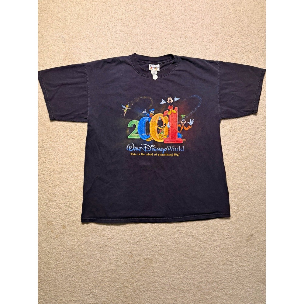 Vintage 2001 Walt Disney World T Shirt Large Mickey Goofy Pluto Y2K Faded